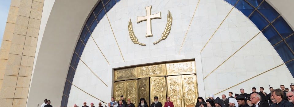 Momente nga ceremonia përmbyllëse e takimit ndërkombëtar: “Paqja është gjithmonë e mundshme”