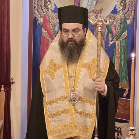 Prerja e kekut të Shën Vasilit në Mitropolinë e Shenjtë Korçë!