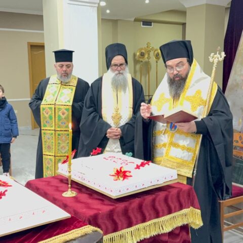 Prerja e Kekut të Shën Vasilit në Katedralen Ngjallja e Krishtit me besimtarët!