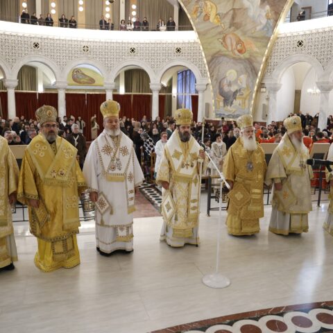 Përkujtimi i njëvjetorit të jetëndërrimit të Kryepiskopit të lumur Anastas